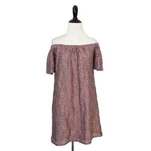 Three Eighty Two Lined Mauve Lace Mini Shift Dress - Size Small Womens